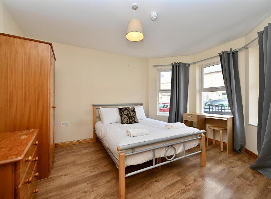 34c Edinburgh Street, Belfast, BT9 7DS