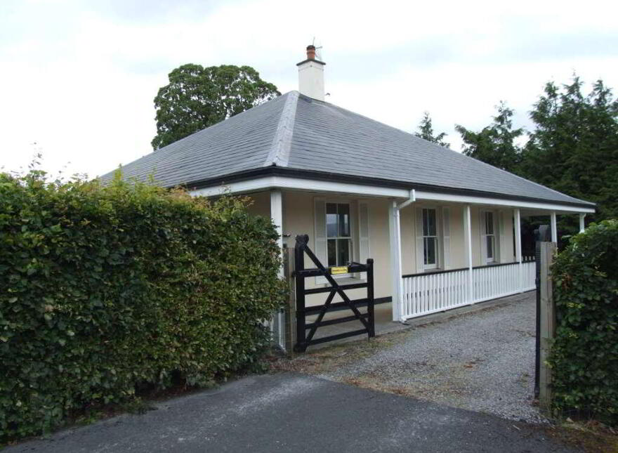 The Gate Lodge, Fortwilliam, Clonmel, E91Y3X2 photo