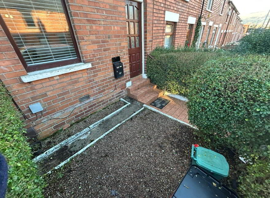 20 Ashley Drive, Belfast, BT9 7BE