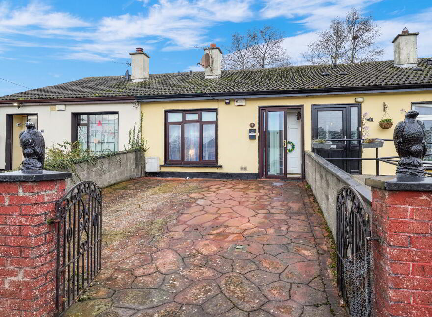 2 Wellmount Court, Finglas, Dublin, D11 photo