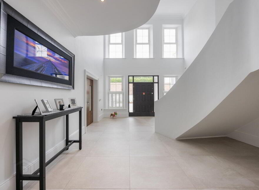 38 Ballymenoch Road, Holywood, BT18 0HN