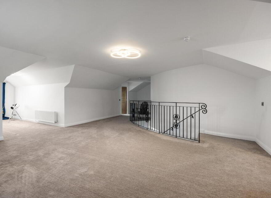 38 Ballymenoch Road, Holywood, BT18 0HN