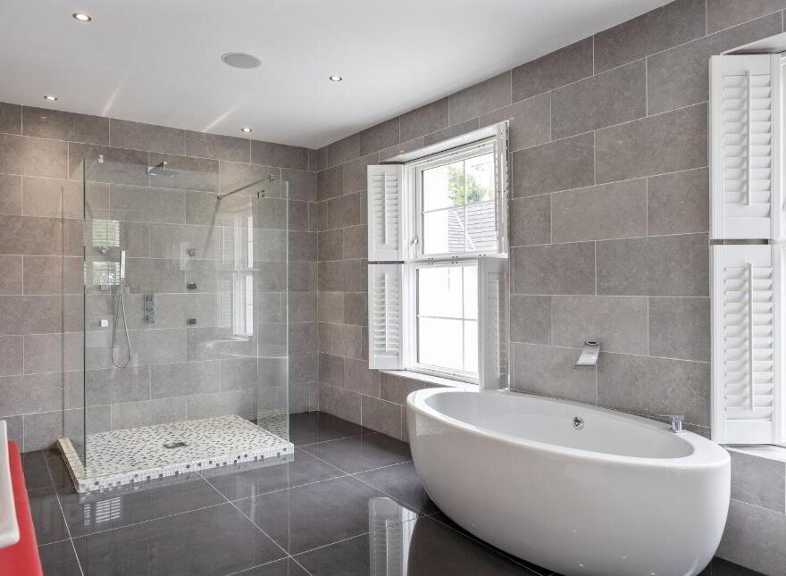 38 Ballymenoch Road, Holywood, BT18 0HN