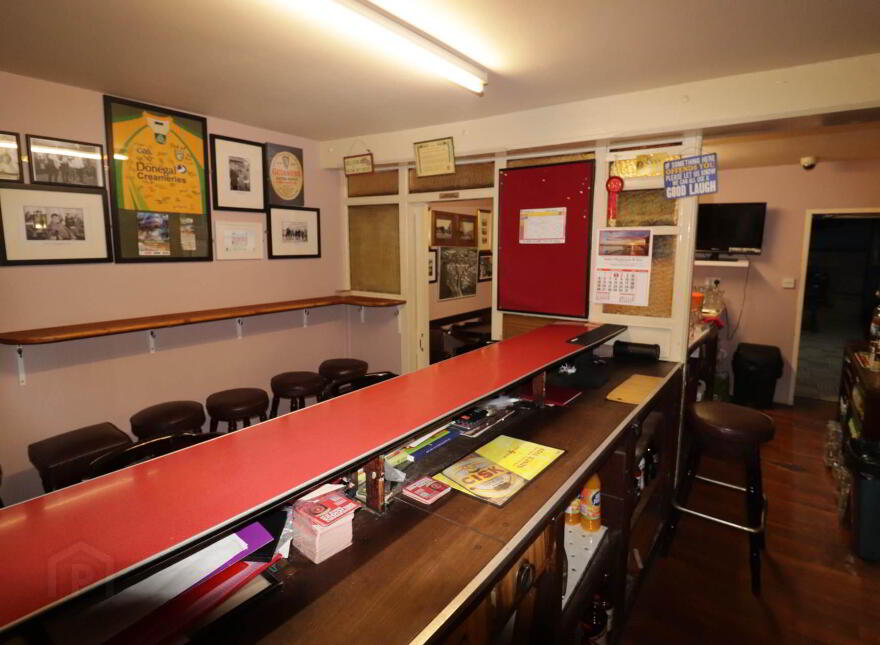 Mulreanys Bar, Main Street, Donegal Town, F94F785
