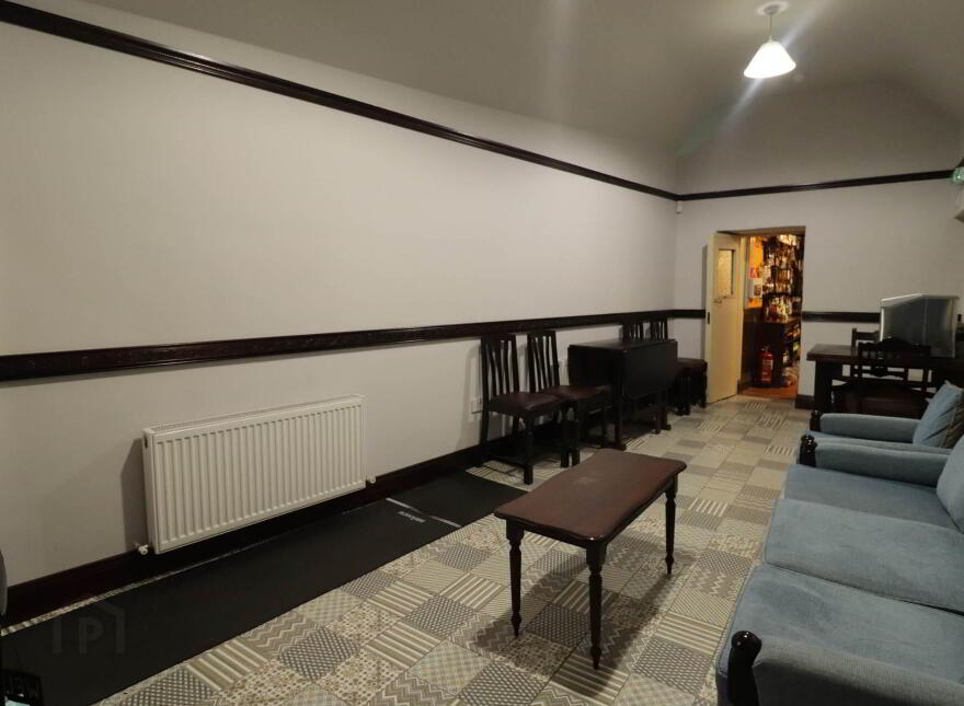 Mulreanys Bar, Main Street, Donegal Town, F94F785
