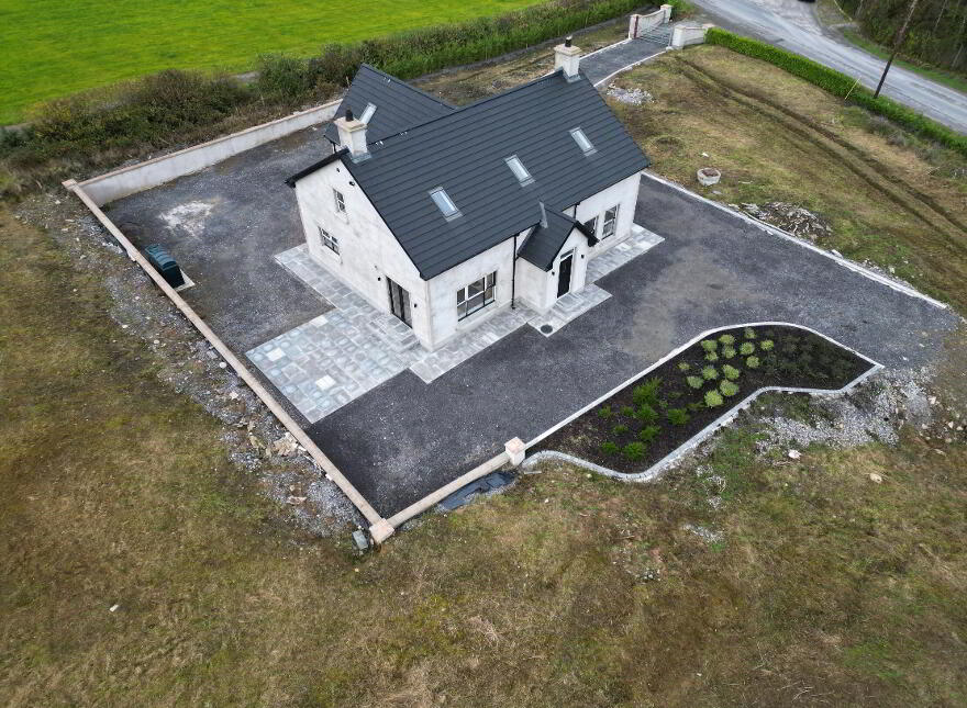 118 Creevehill Road, Fivemiletown, BT75 0SX