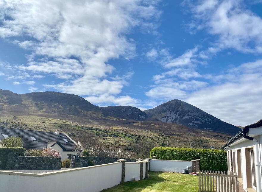 The Lodge, Murrisknabol, Murrisk