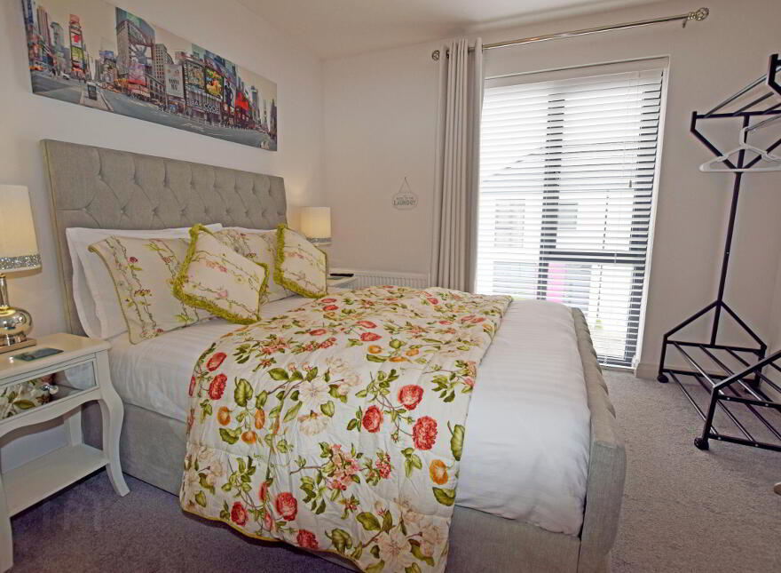 4 Hatheran Square, Portstewart, BT55 7UL