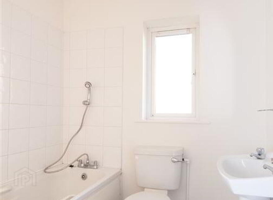2 Riverchapel Drive, Riverchapel, Y25YC57