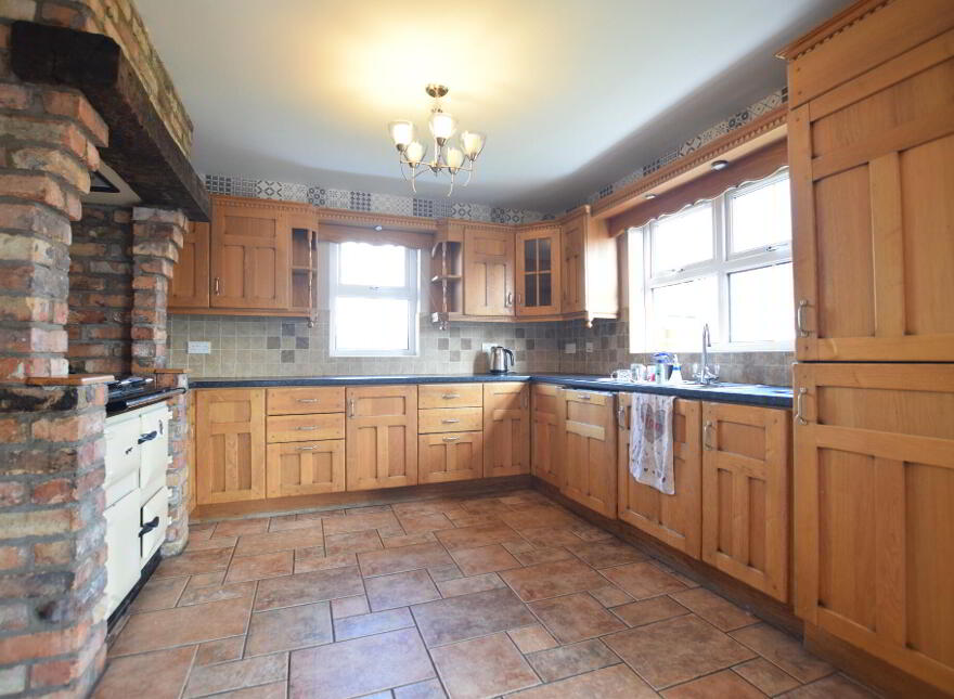 14 Eglish Park, Ballinderry, Coagh, BT80 0BW