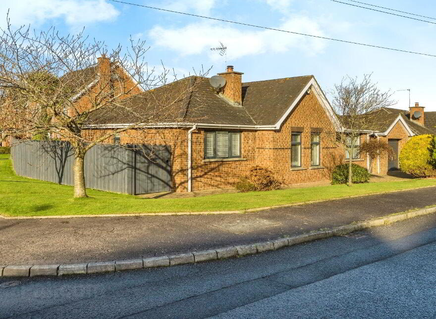 70 Beechfield Crescent, Bangor, BT19 7ZL photo