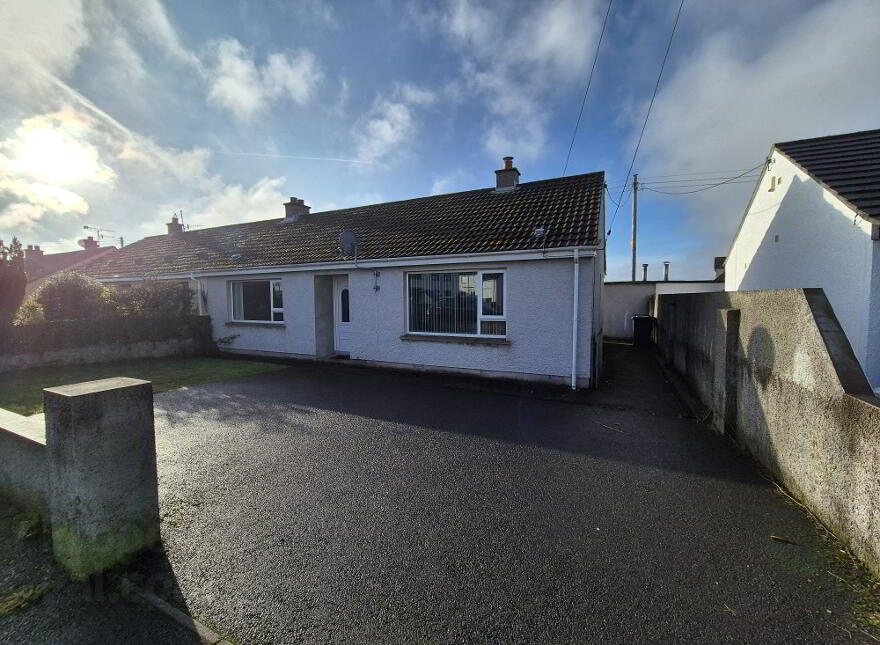 4 Donard View, Kilkeel, BT34 4NS photo