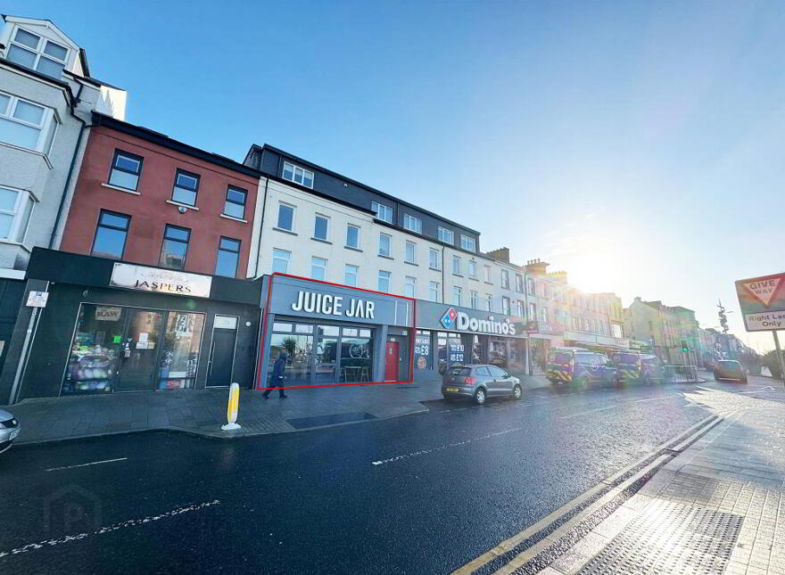 25 Eglinton Street, Portrush, BT56 8DX