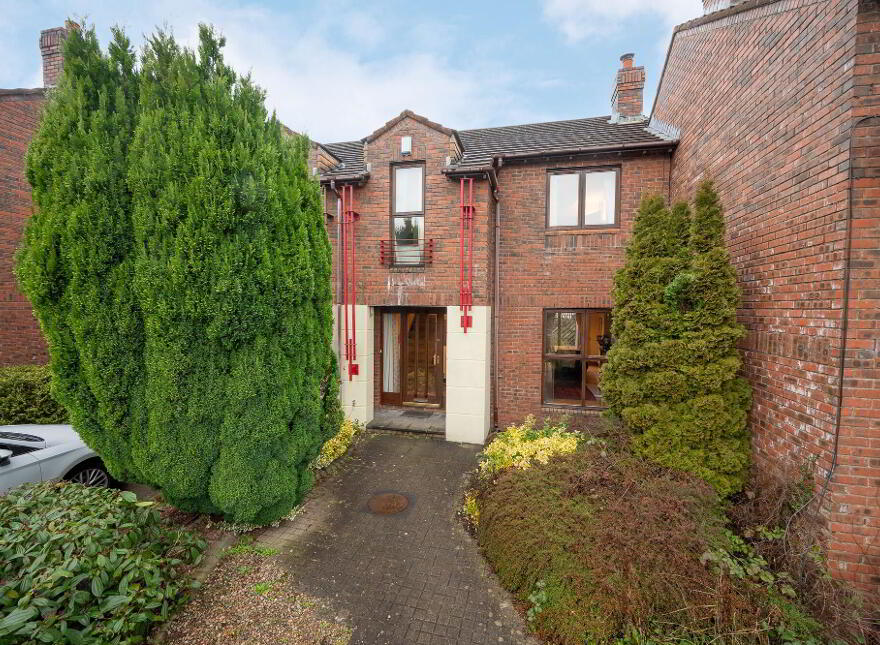 10 Laganvale Court, Lockview Road, Belfast, BT9 5BH photo