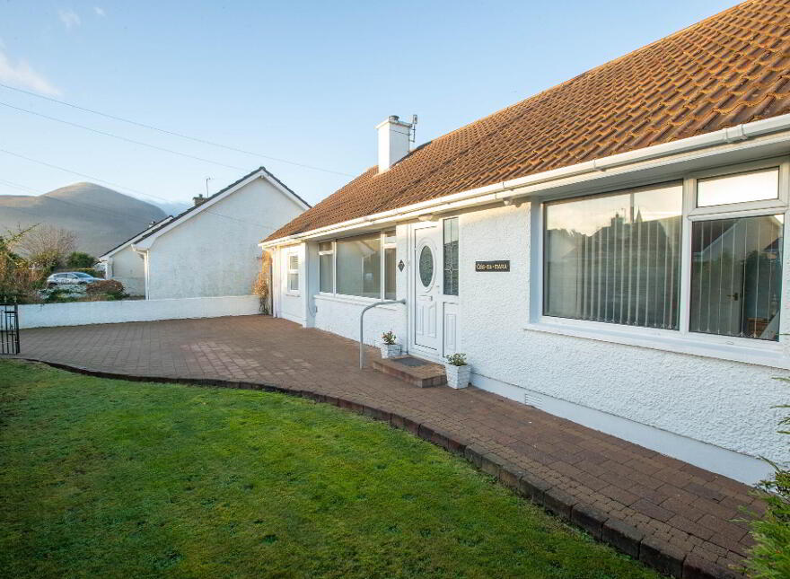 17 Merrion Avenue, Newcastle, BT33 0BH