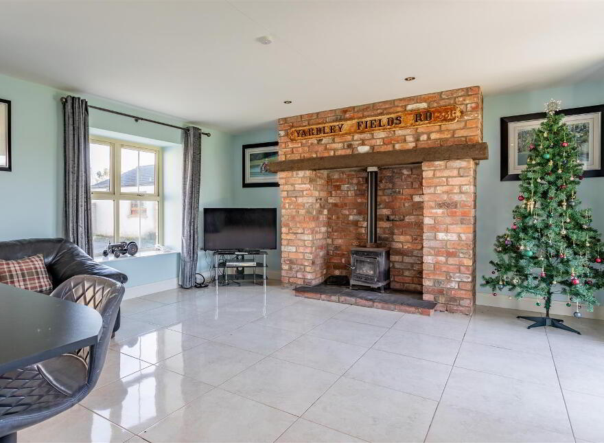 69 Carsonstown Road, Saintfield, BT24 7EB