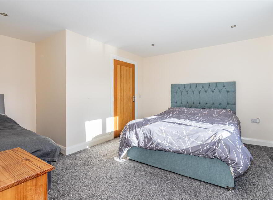 69 Carsonstown Road, Saintfield, BT24 7EB