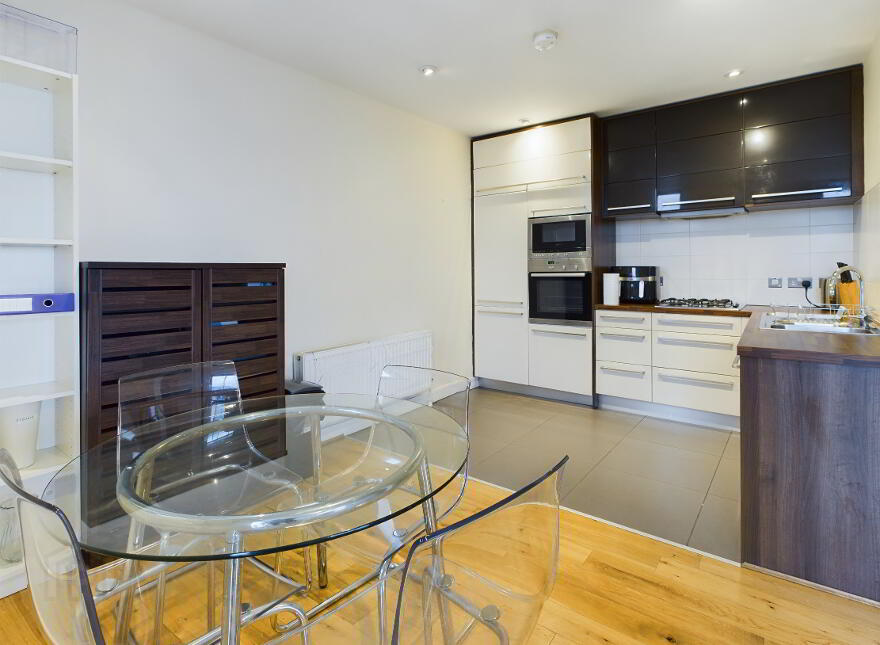 Arc Apartments, Queens Road, Belfast, BT3 9FE