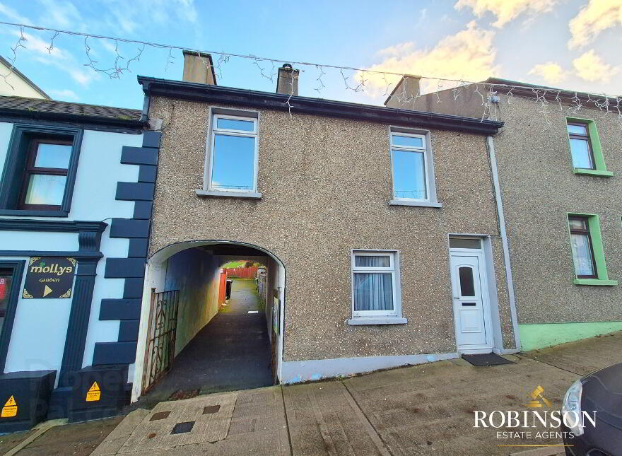 3 Bedroom Townhouse, Main St, Dunfanaghy photo