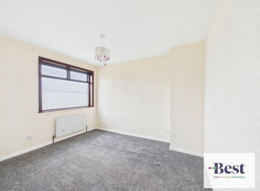 12 Sallagh Park North, Larne, BT40 1NX