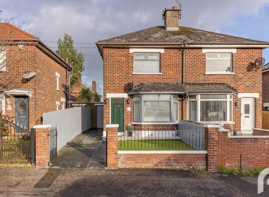 7 Mountainview Gardens, Off Crumlin Road, Belfast, BT14 7GU photo