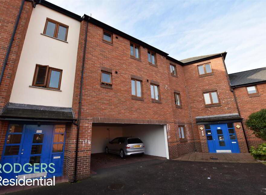 Apt 1, John Longs Court, Beersbridge Road, Belfast, BT5 4RX photo