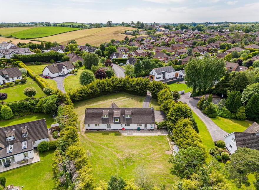 17 Carnesure Park, Comber, BT23 5LT