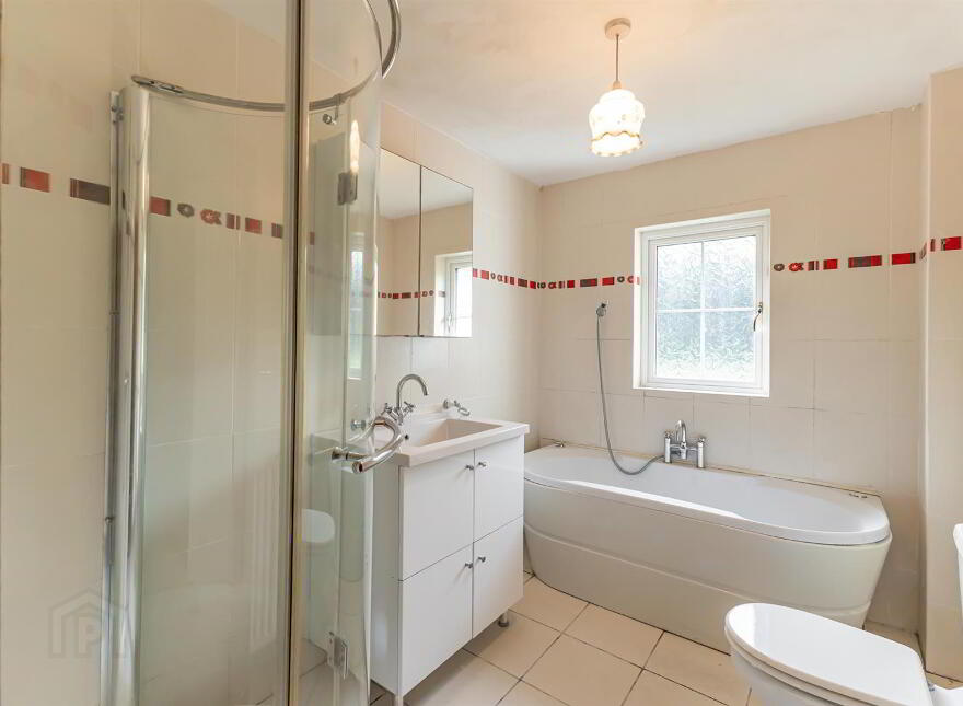 17 Carnesure Park, Comber, BT23 5LT