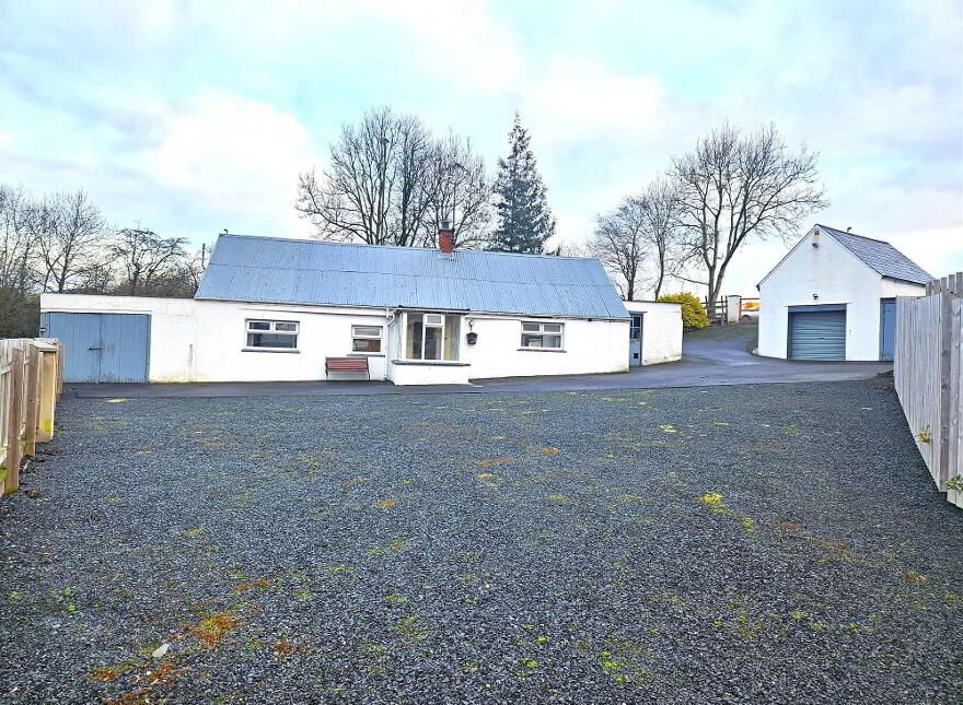 49 Hillsborough Road, Dromore, BT25 1QN photo