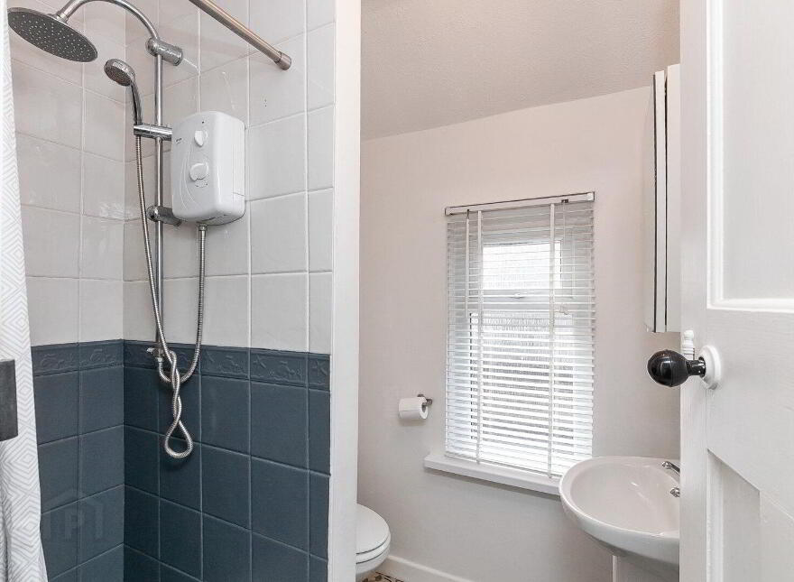 22 Windsor Drive, Belfast, BT9 7FH