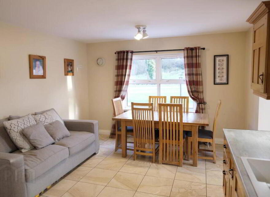 90 Slievebane Road, Irvinestown, Enniskillen, BT74 1DJ