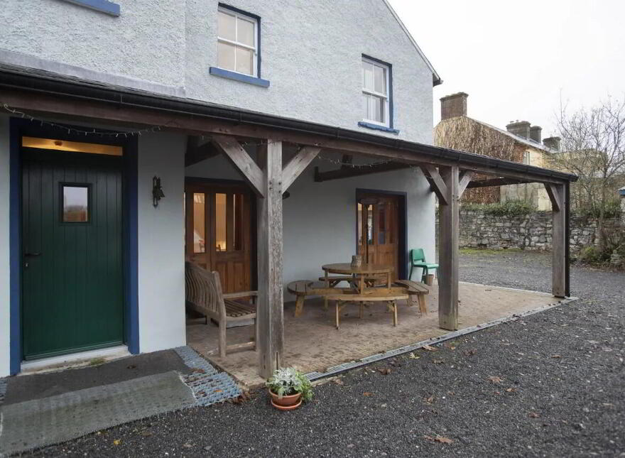 Streete Village, Streete, N91CF20