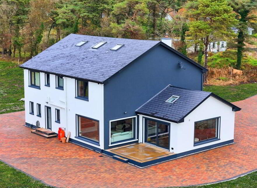 Palmerstown, Oranmore, Galway, H91RDY2