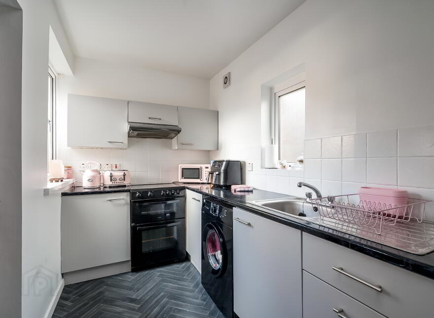 3 Glenside Park, Belfast, BT14 8BG