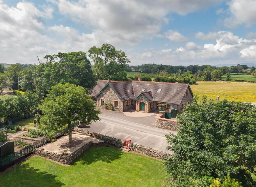 Windyknowe, 14 Tullyveery Road, Killyleagh, BT30 9TD