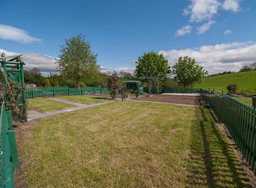 Windyknowe, 14 Tullyveery Road, Killyleagh, BT30 9TD