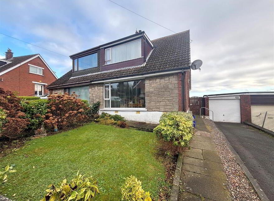 33 Squires Hill Road, Belfast, BT14 8FJ photo