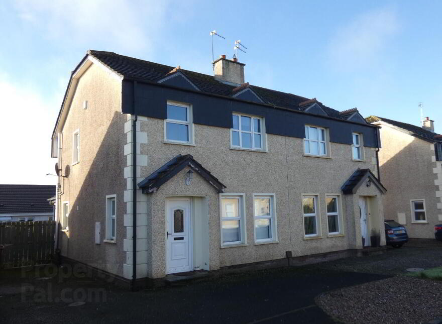 10 Castlehill Gardens, Ballymoney, BT53 6TN photo