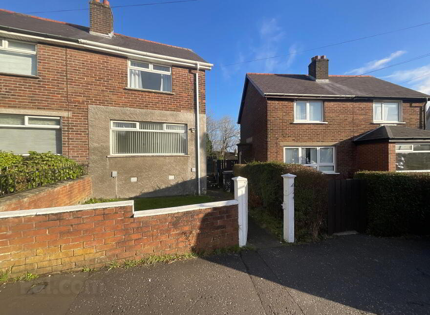 205 Joanmount Gardens, Belfast, BT14 6PA photo