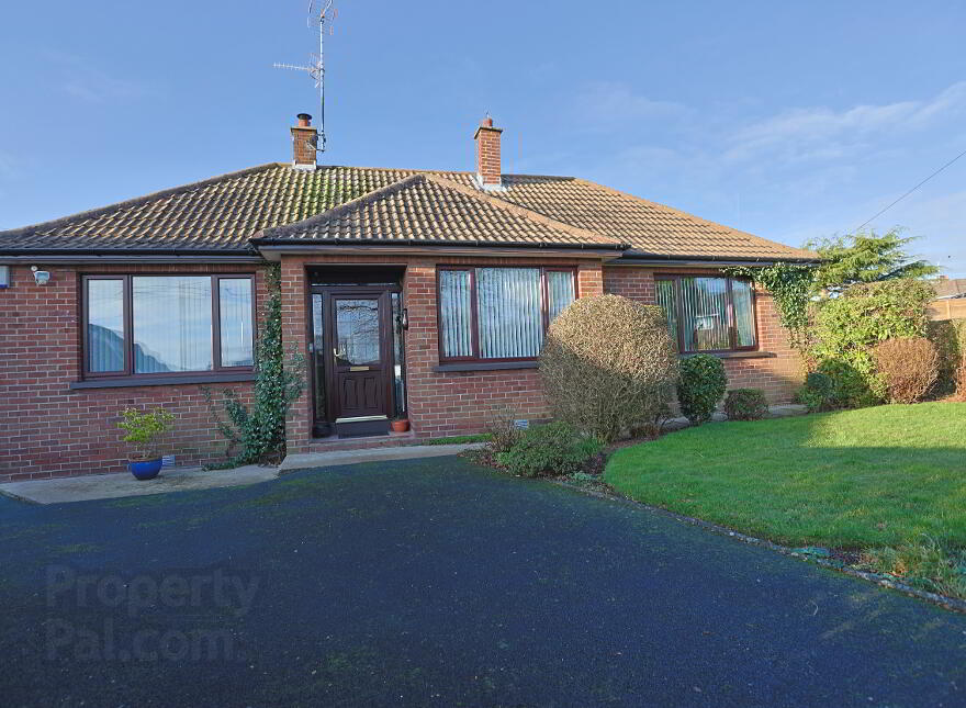 18 Kingsway Drive, Portadown, Craigavon, BT62 3DU photo