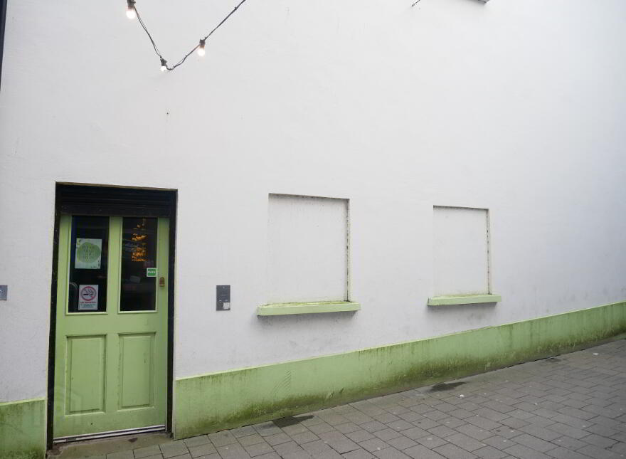 14&15 Old Market Place, Omagh, BT78 1BT