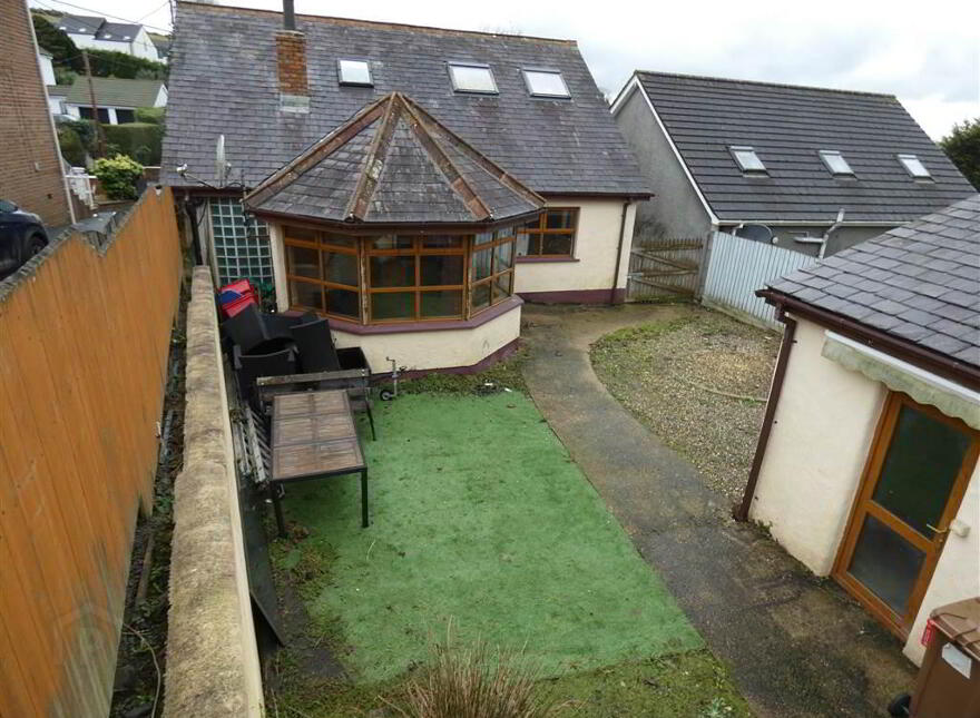 26 Gransha Road, Dundonald, Belfast, BT16 2HA
