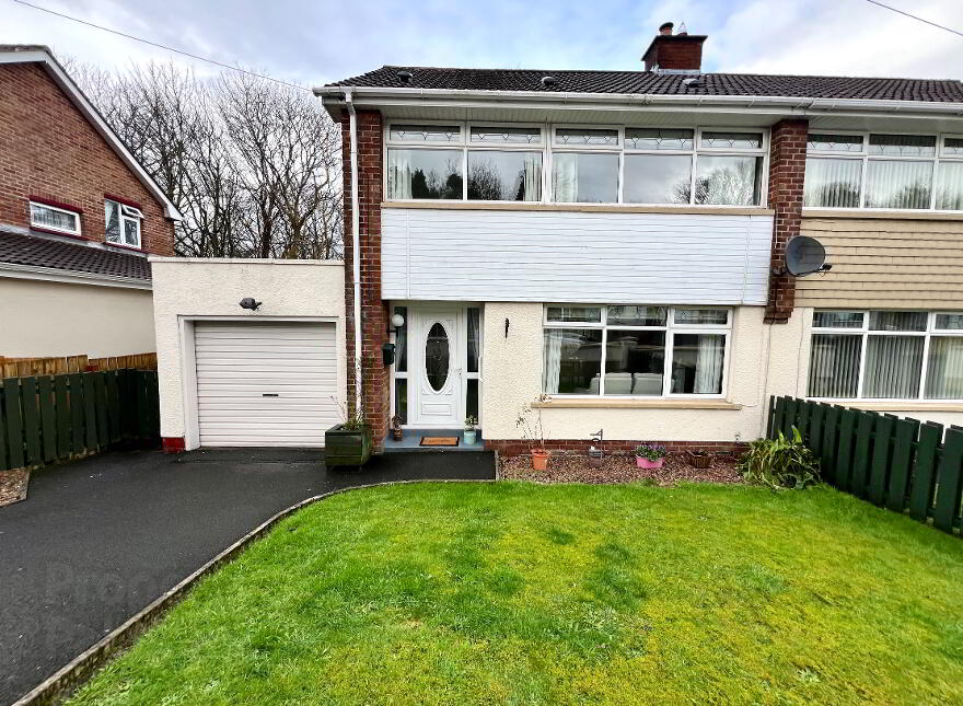 23 Prehen Park, Waterside, Derry, BT47 2PA photo