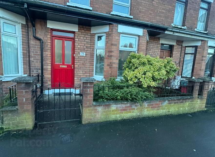 76 Ravenscroft Avenue, Belfast, BT5 5BB photo