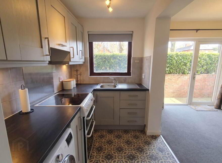 13 Malone Manor, Malone, Belfast, BT9 6SR