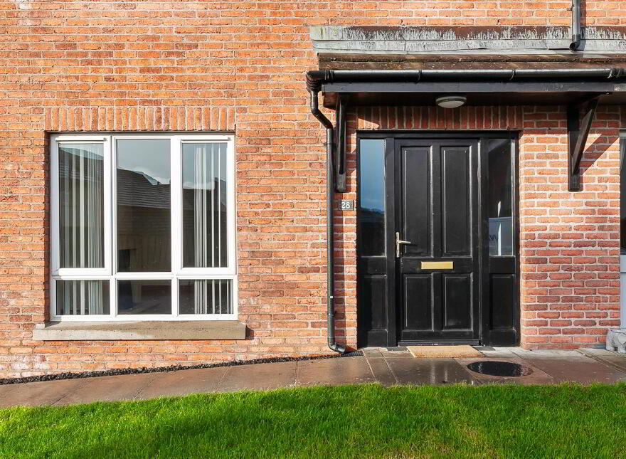 28 Porter Green Avenue, Larne, BT40 2UJ