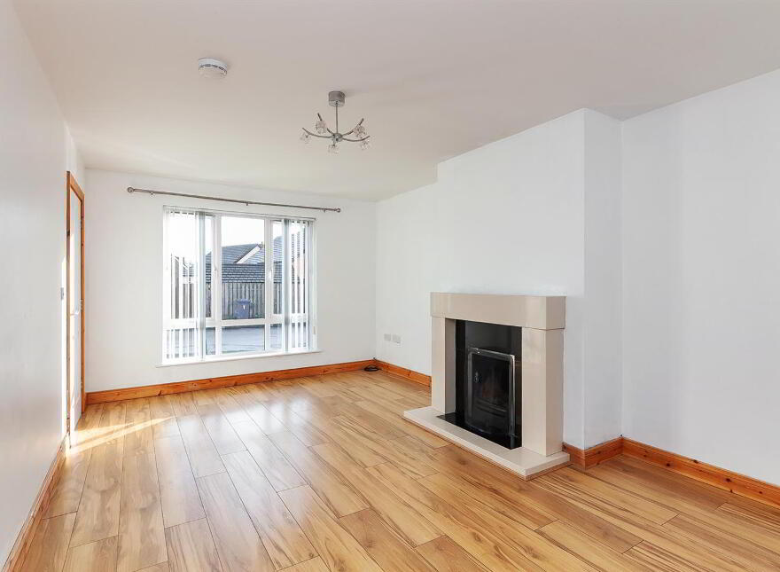 28 Porter Green Avenue, Larne, BT40 2UJ