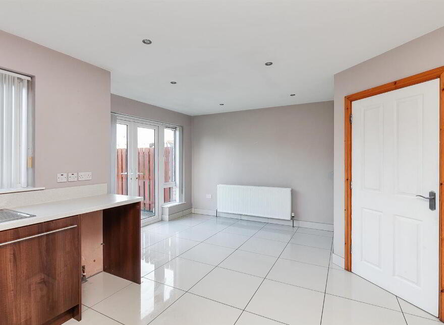 28 Porter Green Avenue, Larne, BT40 2UJ