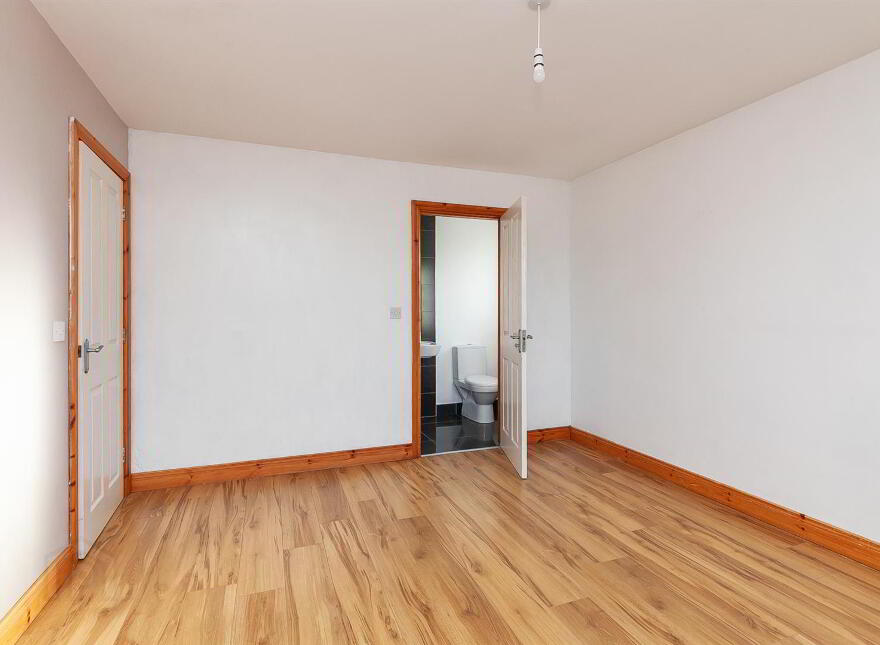 28 Porter Green Avenue, Larne, BT40 2UJ