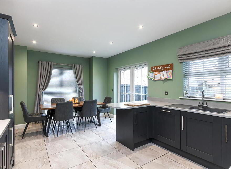 25 Clover Brook, Larne, BT40 2UP